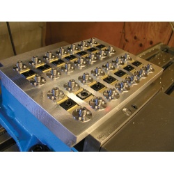 machinable-uniforce-clamp-1 2