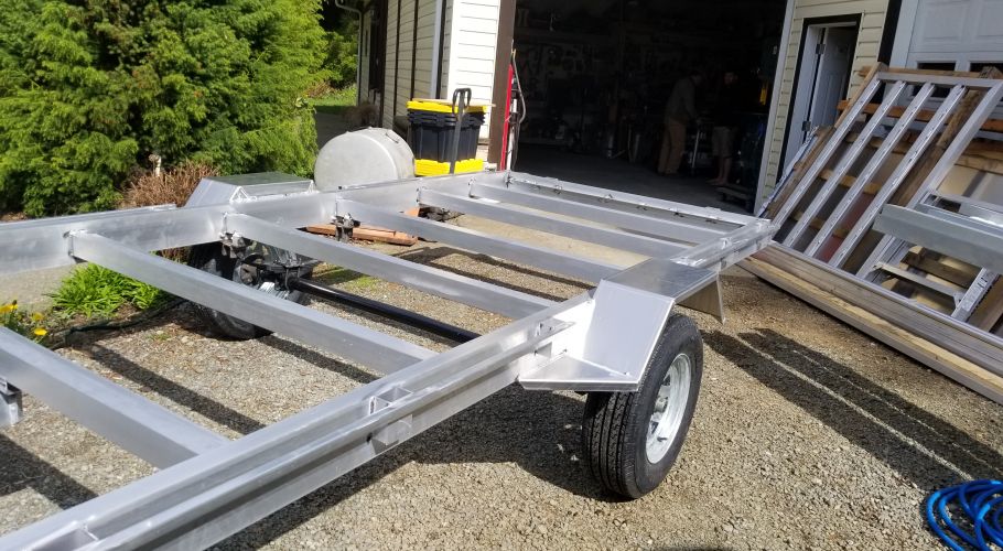 alum trailer custom 1