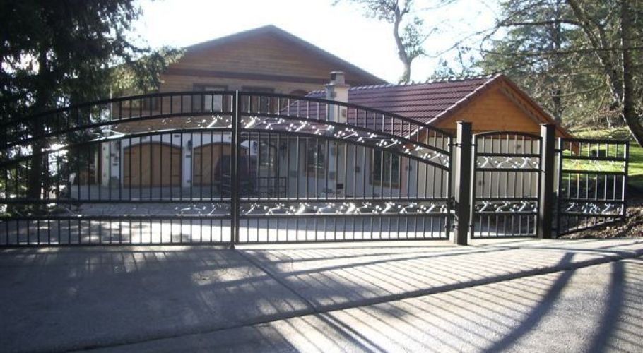 Custom Steel Electric Gates